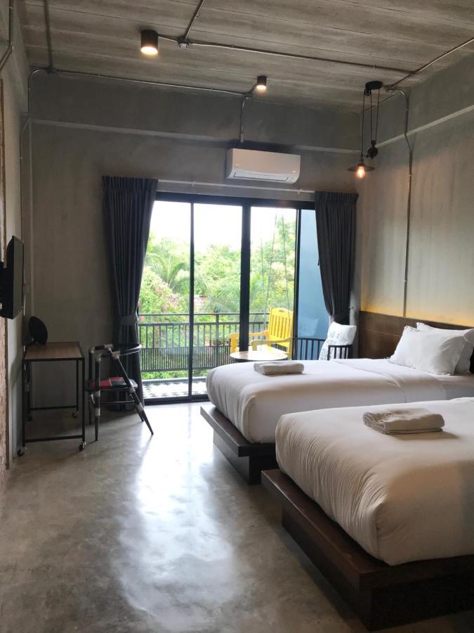 Mosstel Hotel Phitsanulok Bagian luar foto