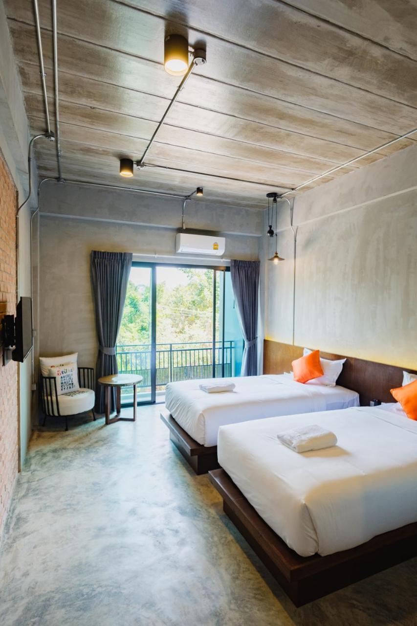 Mosstel Hotel Phitsanulok Bagian luar foto